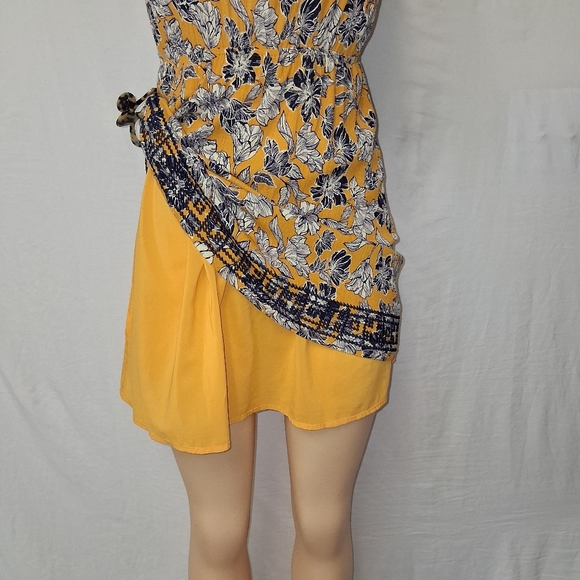Market & Spruce Yellow Floral Mini Dress Size S - Picture 13 of 17
